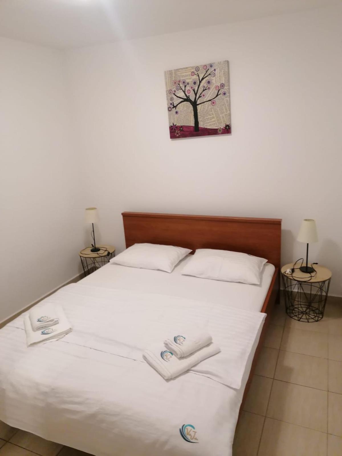 Apartments Villa Julia Trogir Bagian luar foto